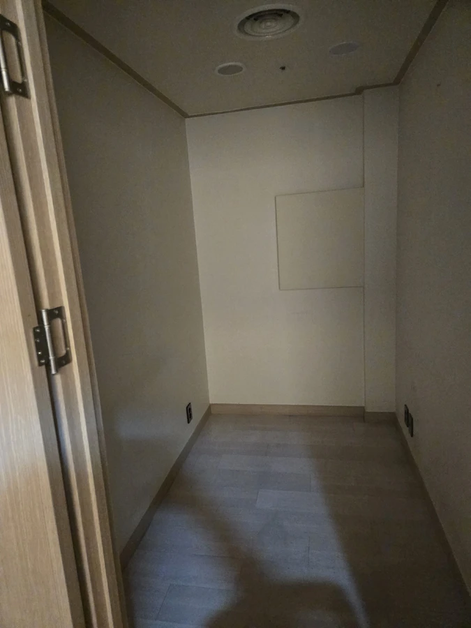 학원 소강의실 철거 후 정리 완료